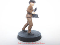 Call of Cthulhu Investigator Reporter With Camera 426 Pulp Painted 28mm