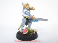 Fantasy Miniature Female Elf Warrior With 2-Handed Sword 455 Painted D&D 28mm Metal