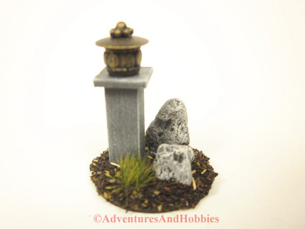 Miniature Wargame Terrain Roadside Graveyard Metal Shrine T1565 25-28mm Scale