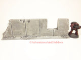 Style T589 Battle Damaged Straight Wall Section Ruin for 25-28mm Scale Miniature War Games.