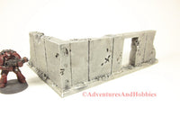 Style T593 Battle Damaged Corner Wall Section Ruin for 25-28mm Scale Miniature War Games.